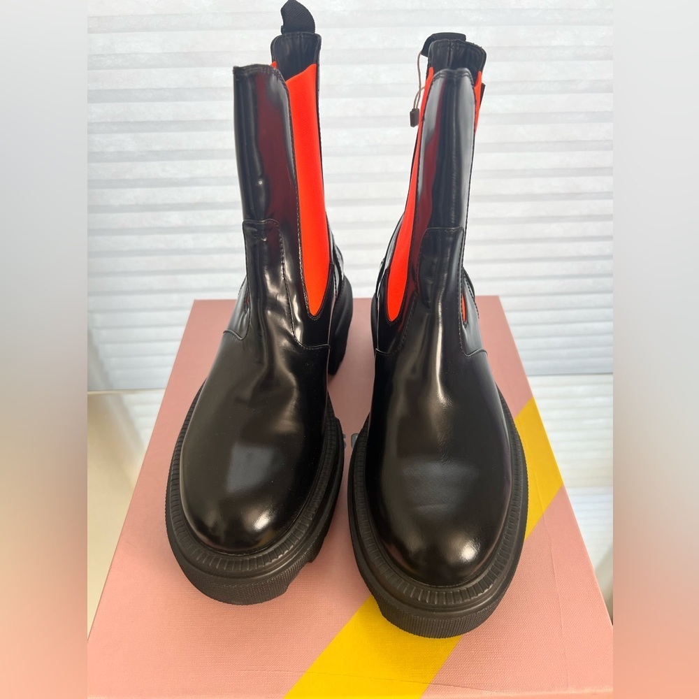 MSGM Stivale DONNA BLACK Chunky Lug Boot Highlight ORANGE EU 40 Brand NEW - Picture 2 of 11